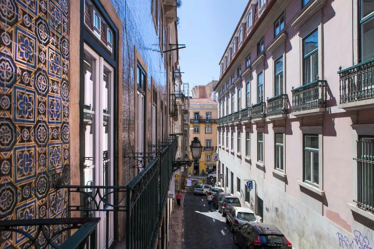 Cozy 1St Floor Flat Central Chiado District With Balconies And Ac 19Th Century Building Lisbon 0*,  Portugal