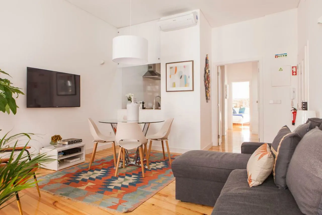 Cozy 1St Floor Flat Central Chiado District With Balconies And Ac 19Th Century Building Lisbon Apartment
