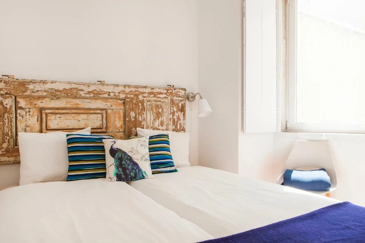 Cozy 1St Floor Flat Central Chiado District With Balconies And Ac 19Th Century Building Lisbon Portugal